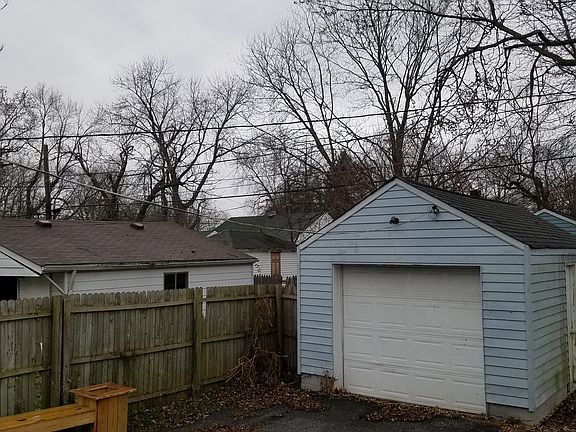 5th image of 1912 N Bosart Ave