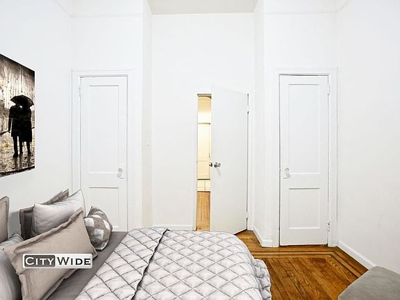 5th image of 414 E 58th St APT A4