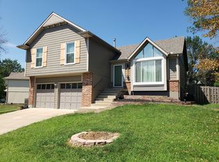 22116 W 48th St, Shawnee, KS 66226