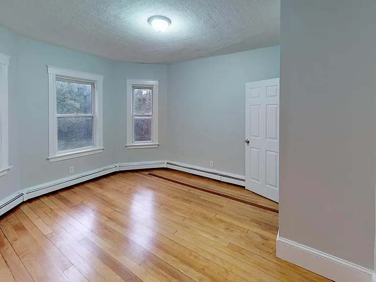 110 Greenbrier St #3 — Photo 9