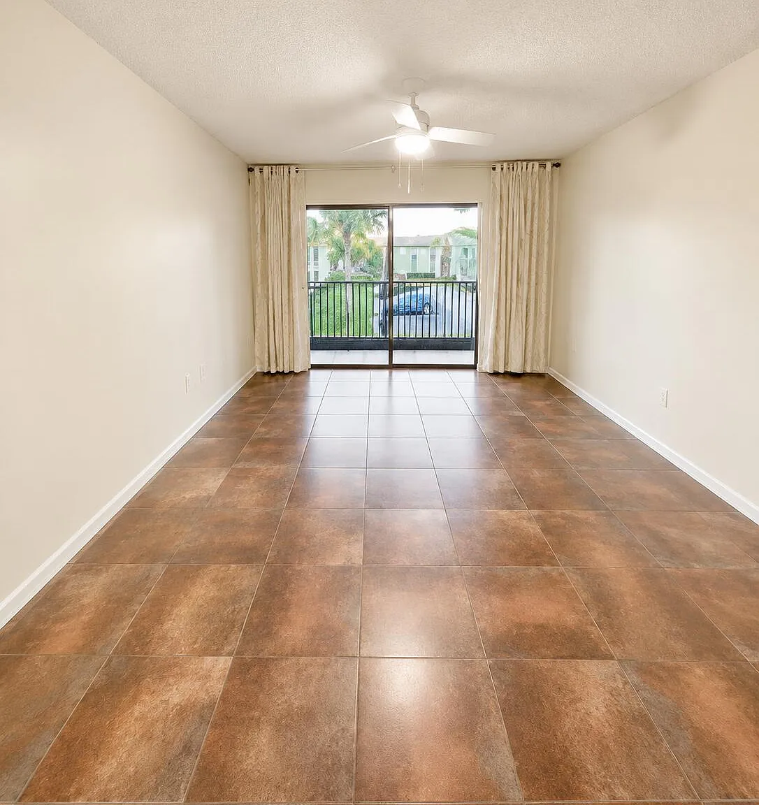 2 bed, 1.0 bath, 850 sqft, $1,750 — Photo 4