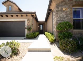1337 E Via Estrella Dr, Fresno, CA