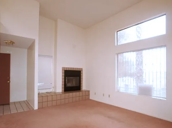 3988 N Roger Ln, Tucson, AZ 85719