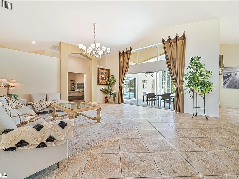 14980 Lake Olive Dr — Photo 6