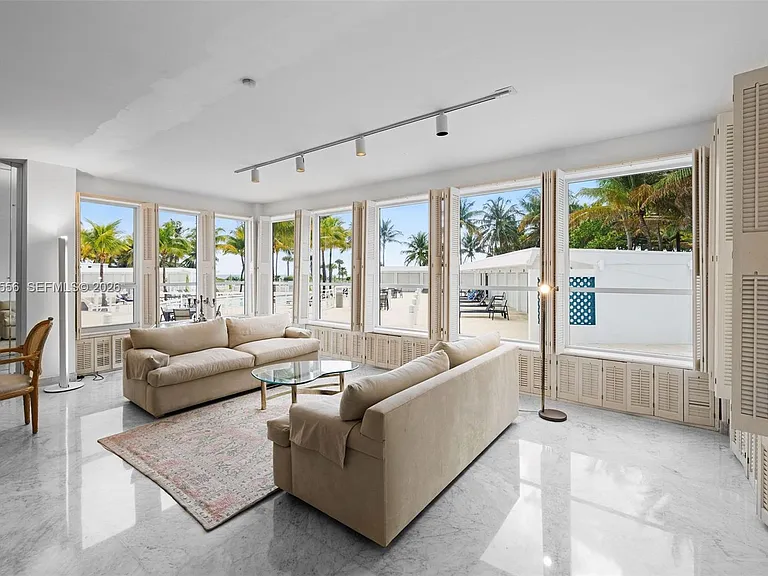 4925 Collins Ave #1A — Photo 6