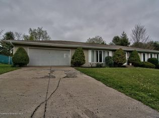 30 Old Mill Rd, Jermyn, PA 18433