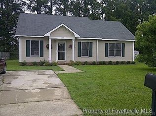 1029 Locks Creek Rd, Fayetteville, NC 28312