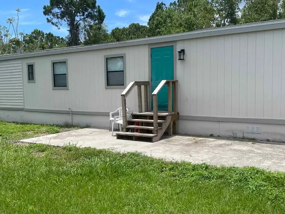 585 Baker Rd