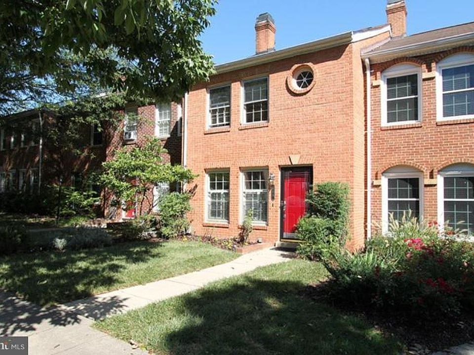 1st image of 809 Gibbon St