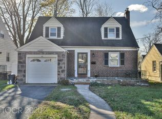 26 Bennett Rd, Teaneck, NJ 07666