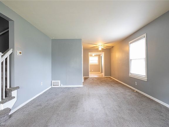 5th image of 21570 S Lake Shore Blvd