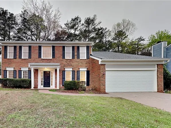 10010 Feather Sound Ct, Johns Creek, GA 30022