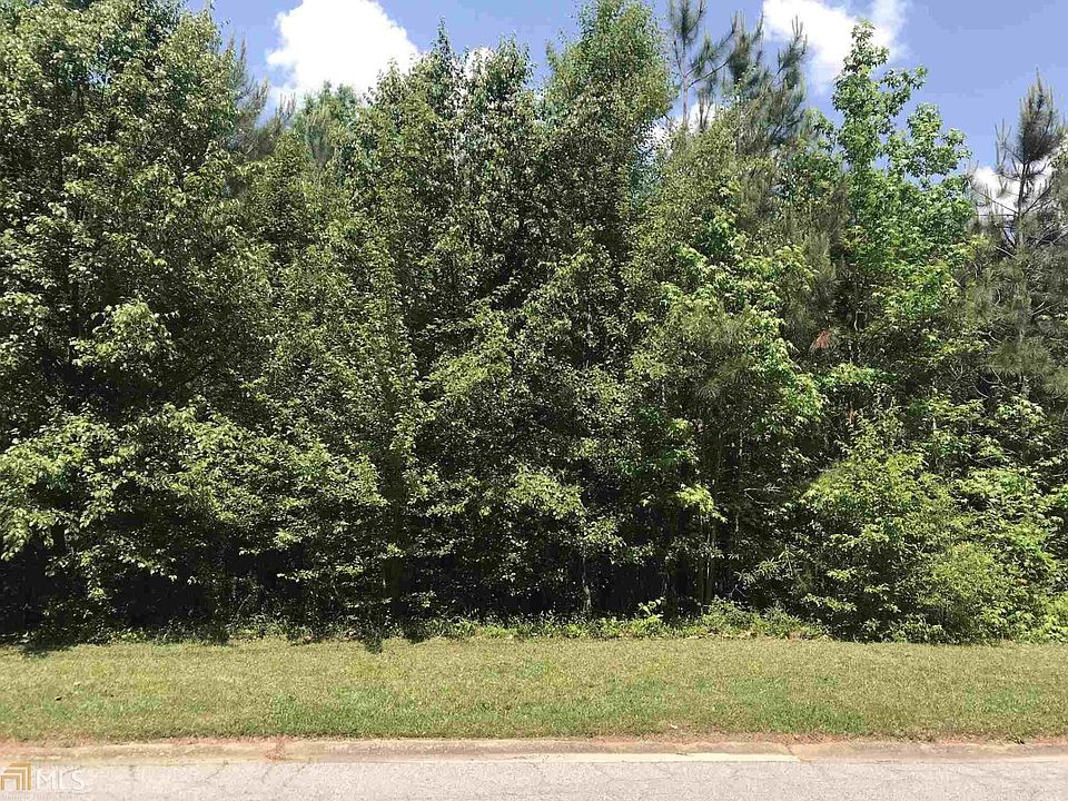 2nd image of 104 Indian Lake Dr
