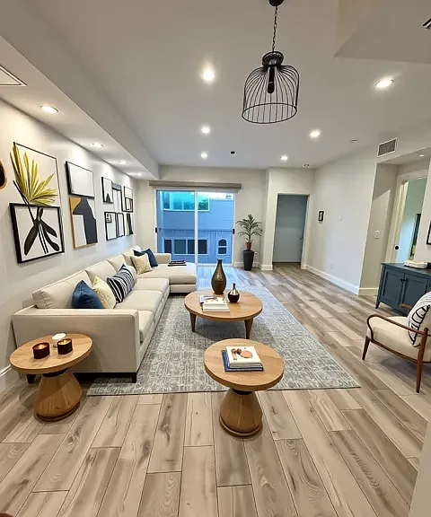 Living room virtually staged