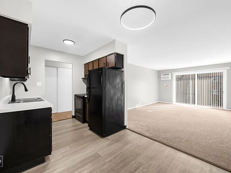 Orchard Estates Apartments — Photo 13