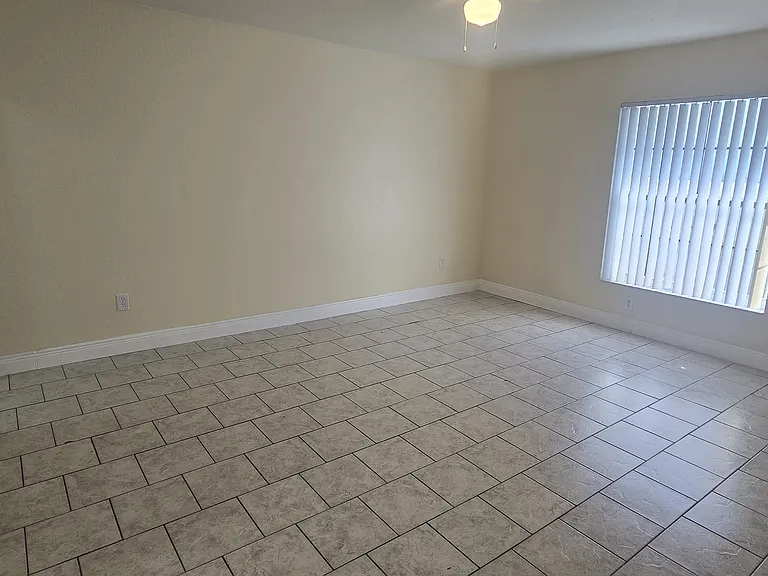 1313 White Pine Dr — Photo 6
