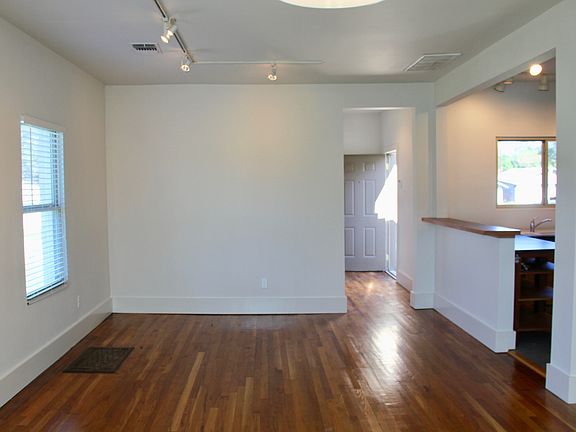 5th image of 455 Bailey Ave APT B