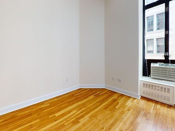 3rd image of 1 Astor Pl APT 8B
