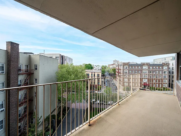 6040 Boulevard East #5M — Photo 6