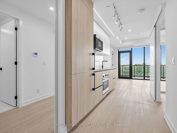 5th image of 699 Sheppard Ave E #619