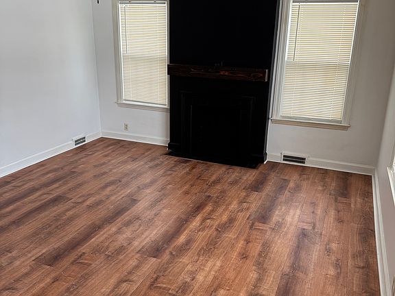 2nd image of 419 Bank St #419