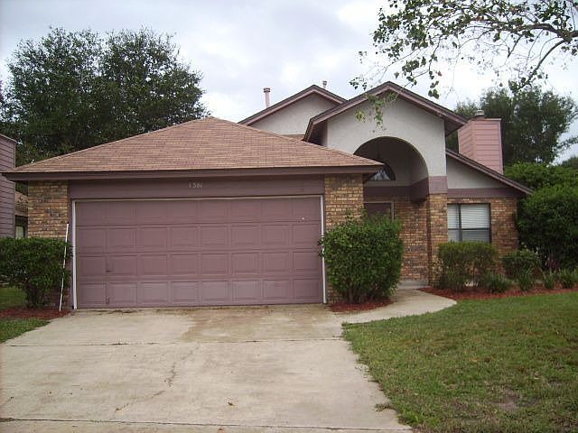 1st image of 1381 Hyde Park Dr