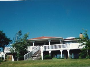 1006 Renee Dr, Sherrard, IL 61281