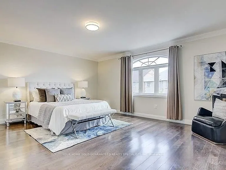 15 Ashgrove Rd — Photo 24