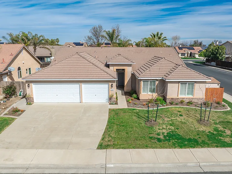 1114 W Pepper Dr — Photo 45