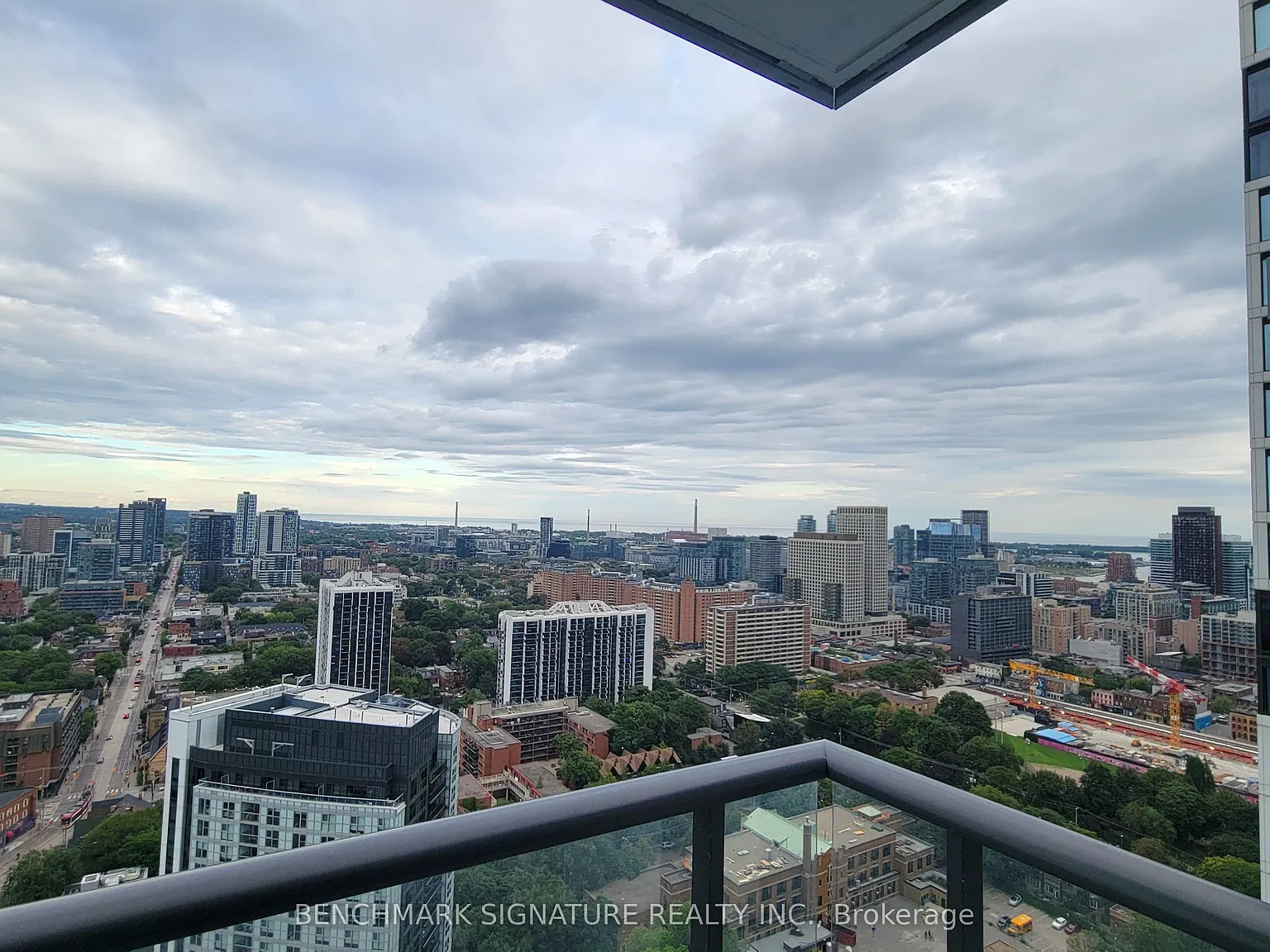 1 bed, $2,100 — Photo 2