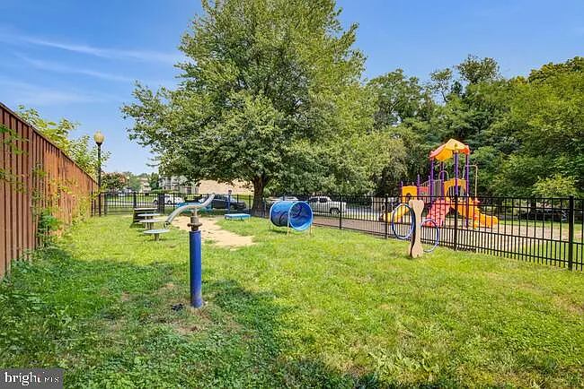 102 Idlewild Rd #3D — Photo 7