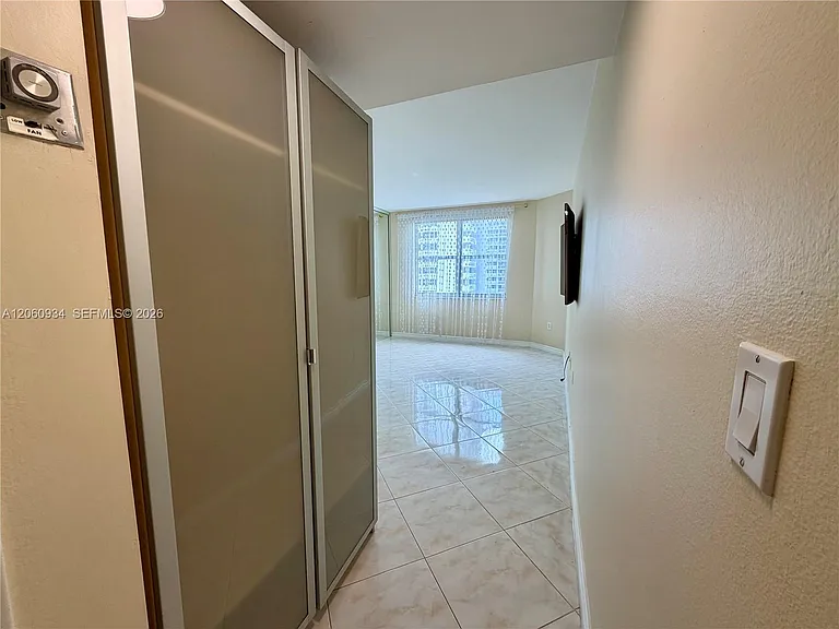 1980 S Ocean Dr #6N — Photo 10