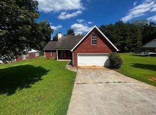 11084 Knotty Pine Pl, Hampton, GA 30228