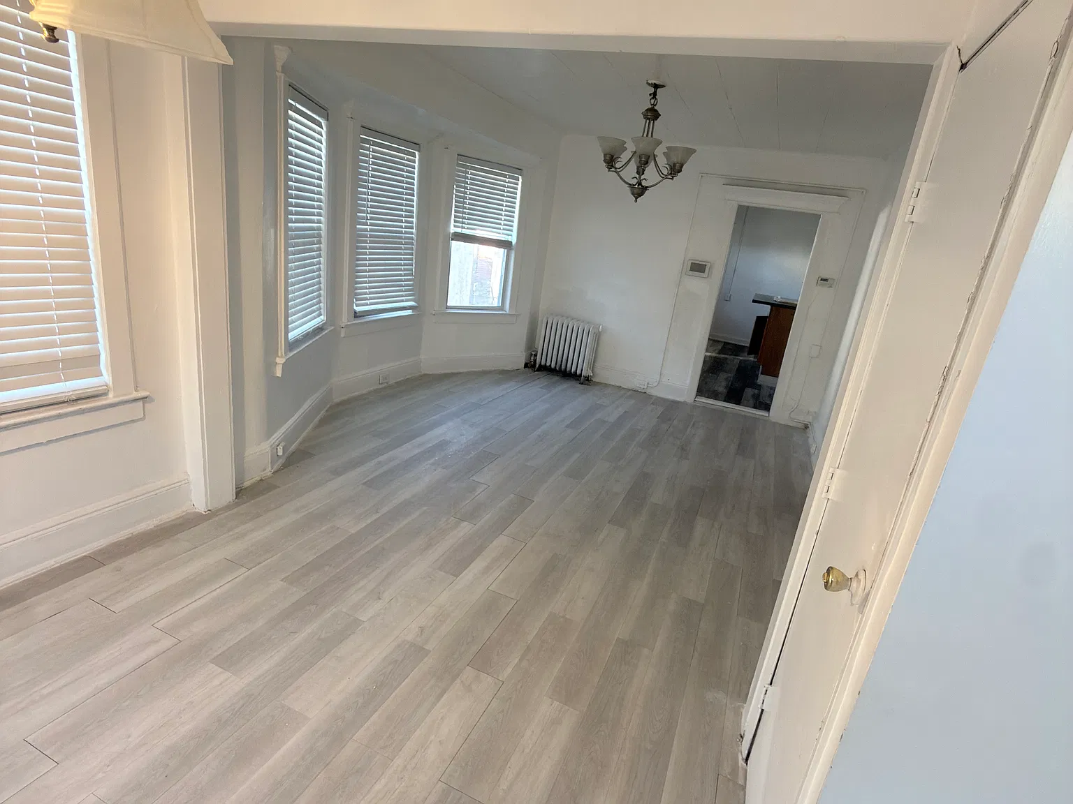3 bed, 1400 sqft, $3,600 — Photo 1