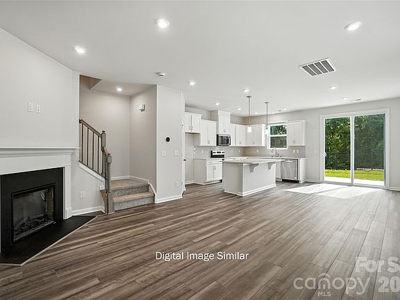 4th image of 7524 Hodges Meadow Ln