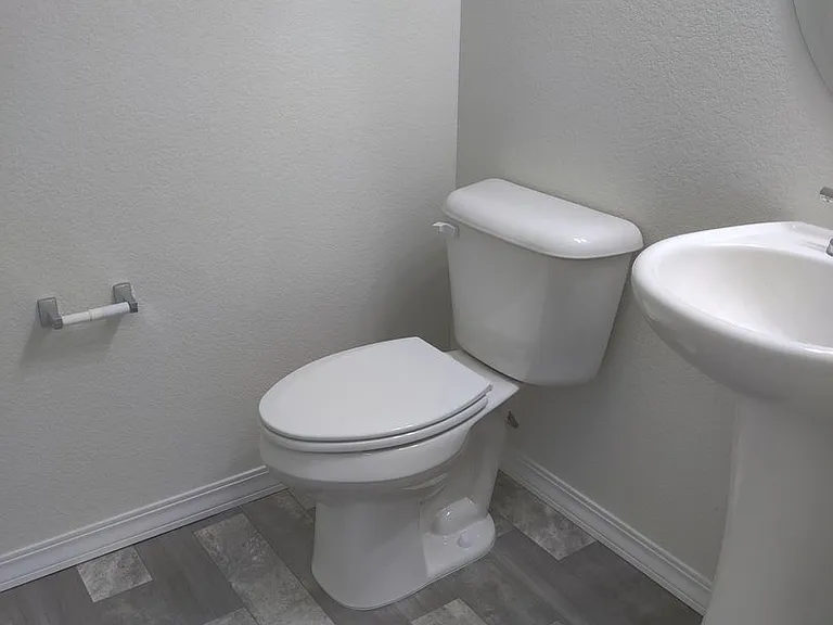 4649 Zircon Dr — Photo 26