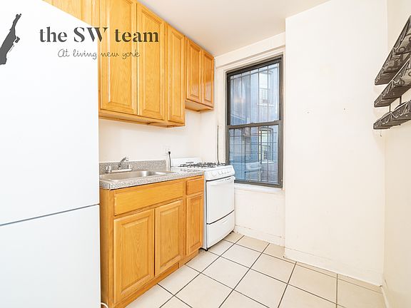 2nd image of 635 W 170th St APT 2b