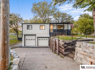 2414 Jefferson Rd, Plattsmouth, NE 68048
