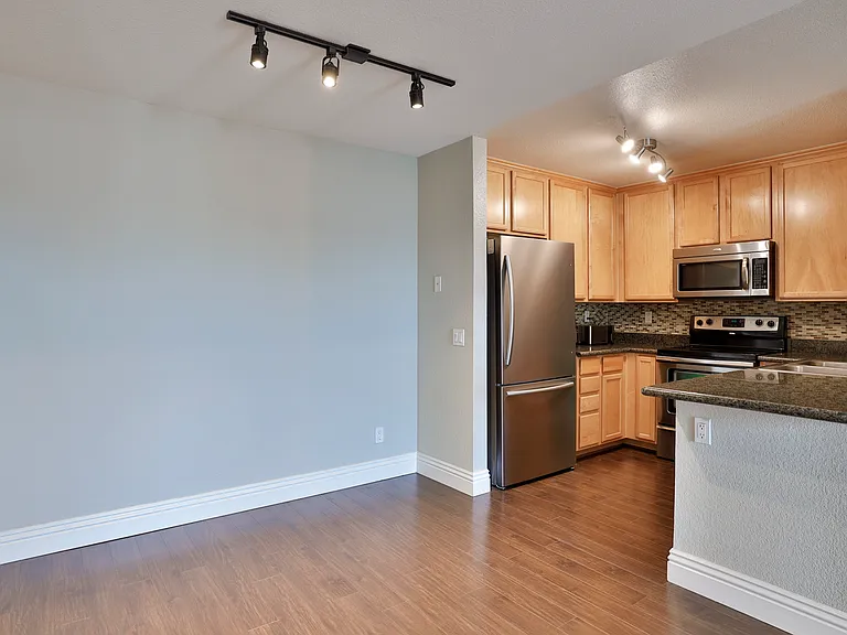 2320 Del Mar Way #305 — Photo 5