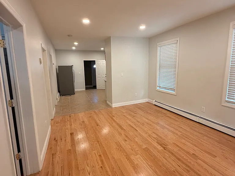 509 E 26th St #2 — Photo 9