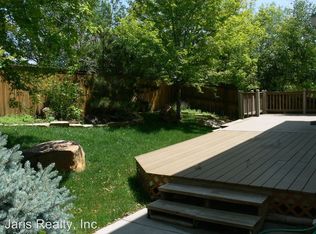 19855 E Garden Dr, Centennial, CO 80015