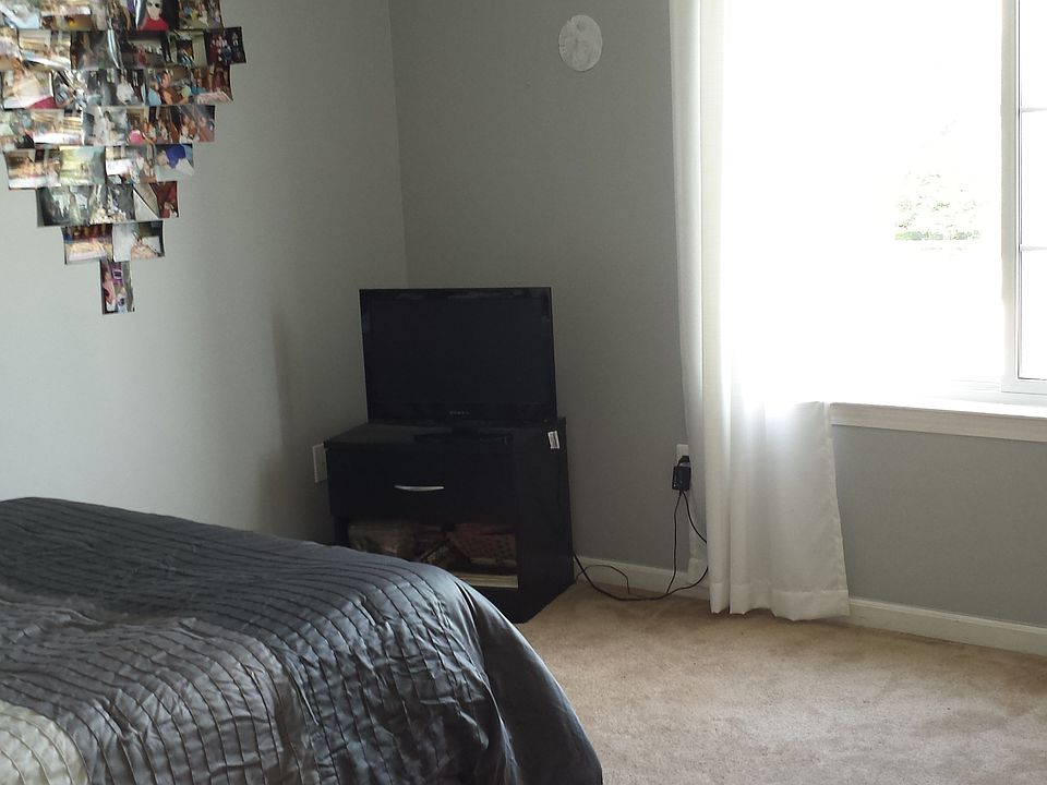 1st image of 59079 Carriage Ln