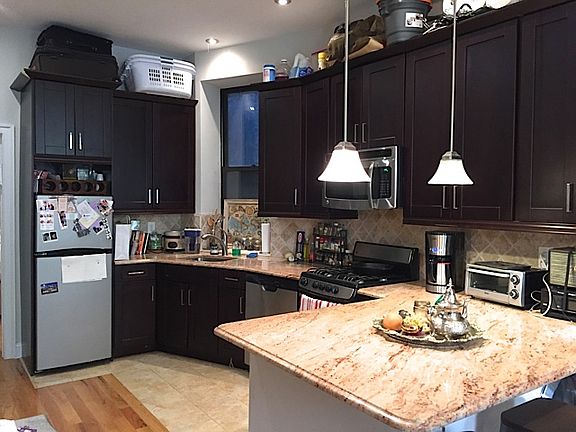 2nd image of 352 Bedford Ave APT 4-F