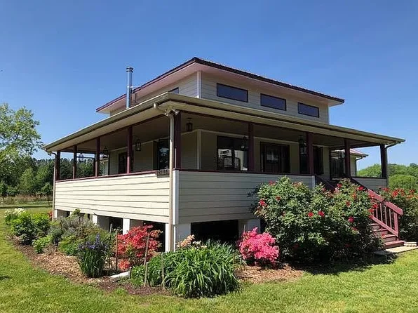 18140 Plantation Rd, Onancock, VA 23417