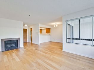 410 Sheridan Ave APT 221, Palo Alto, CA 94306