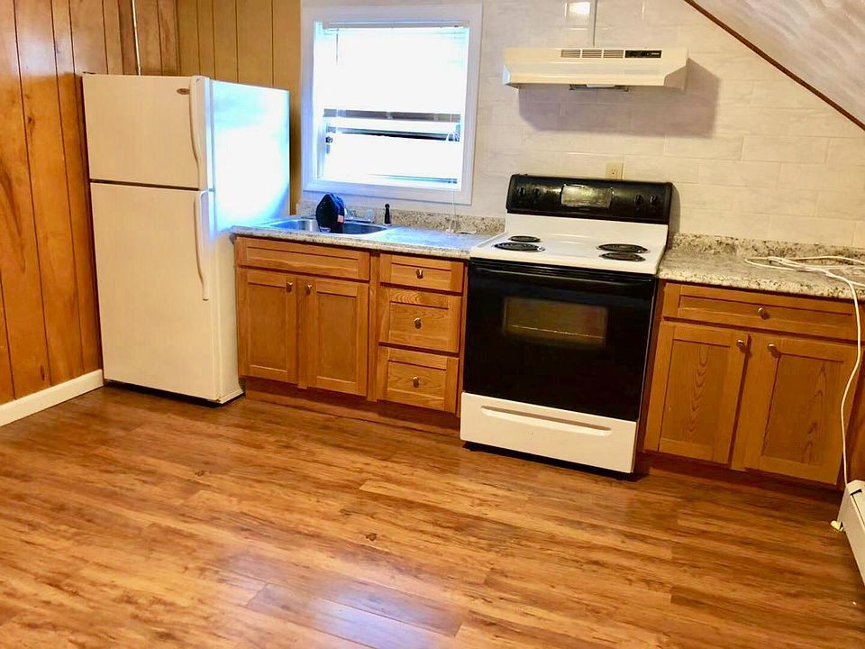 2nd image of 51 Ferris St