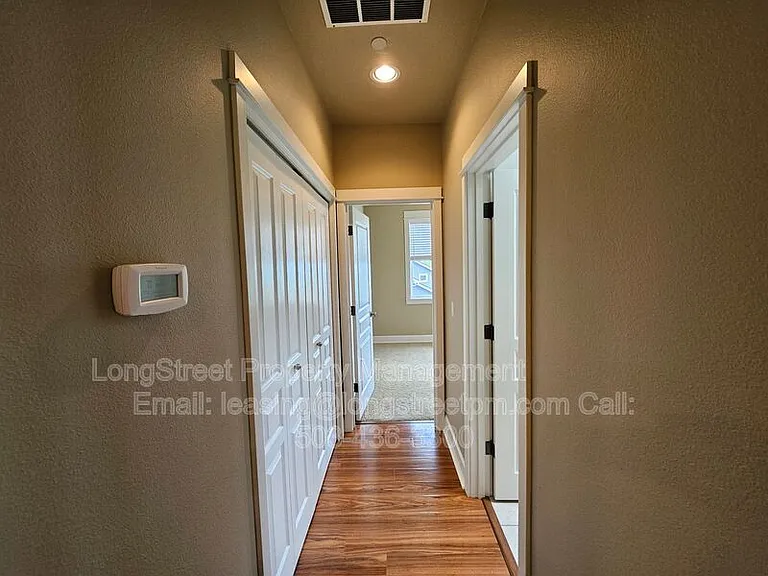 10225 SE Bristol Ln — Photo 11