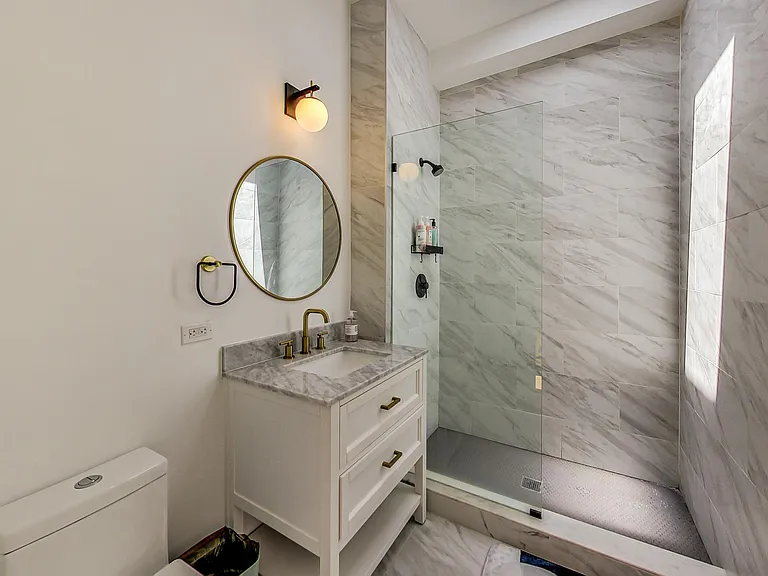 25 U St NE #2 — Photo 17