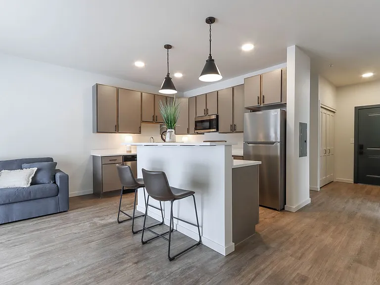 1331 S 8th Ave — Photo 37