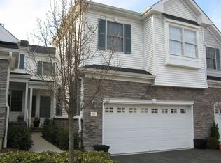 20 Bovensiepen Ct, Roseland, NJ